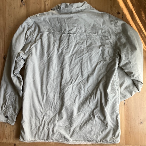 Levi’s L Regular Khaki Tan Rip Stop Fleece Lined Shirt Jacket Style 3LML - Picture 2 of 13